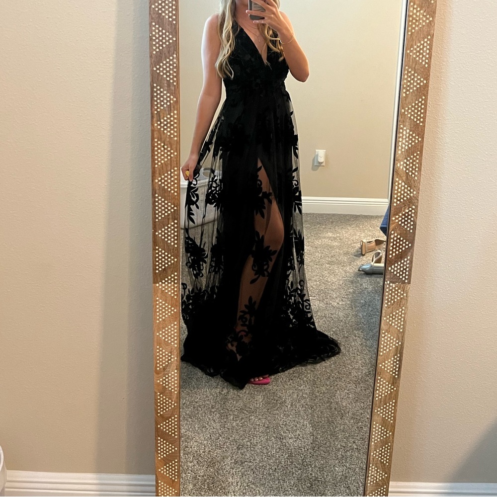 Windsor Black Sheer Floral Maxi Dress